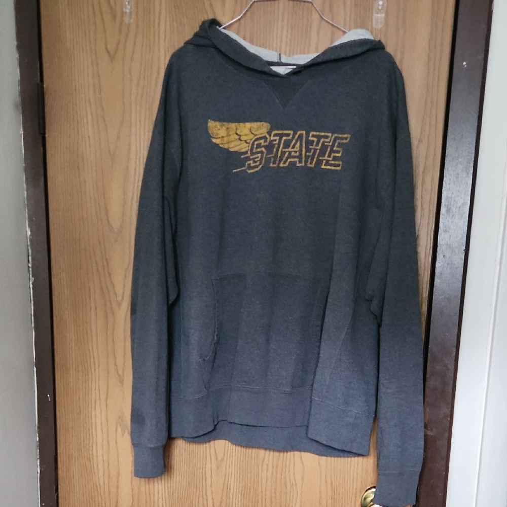 Old Navy Gray Sweatshirt Comfortable Crew Neck